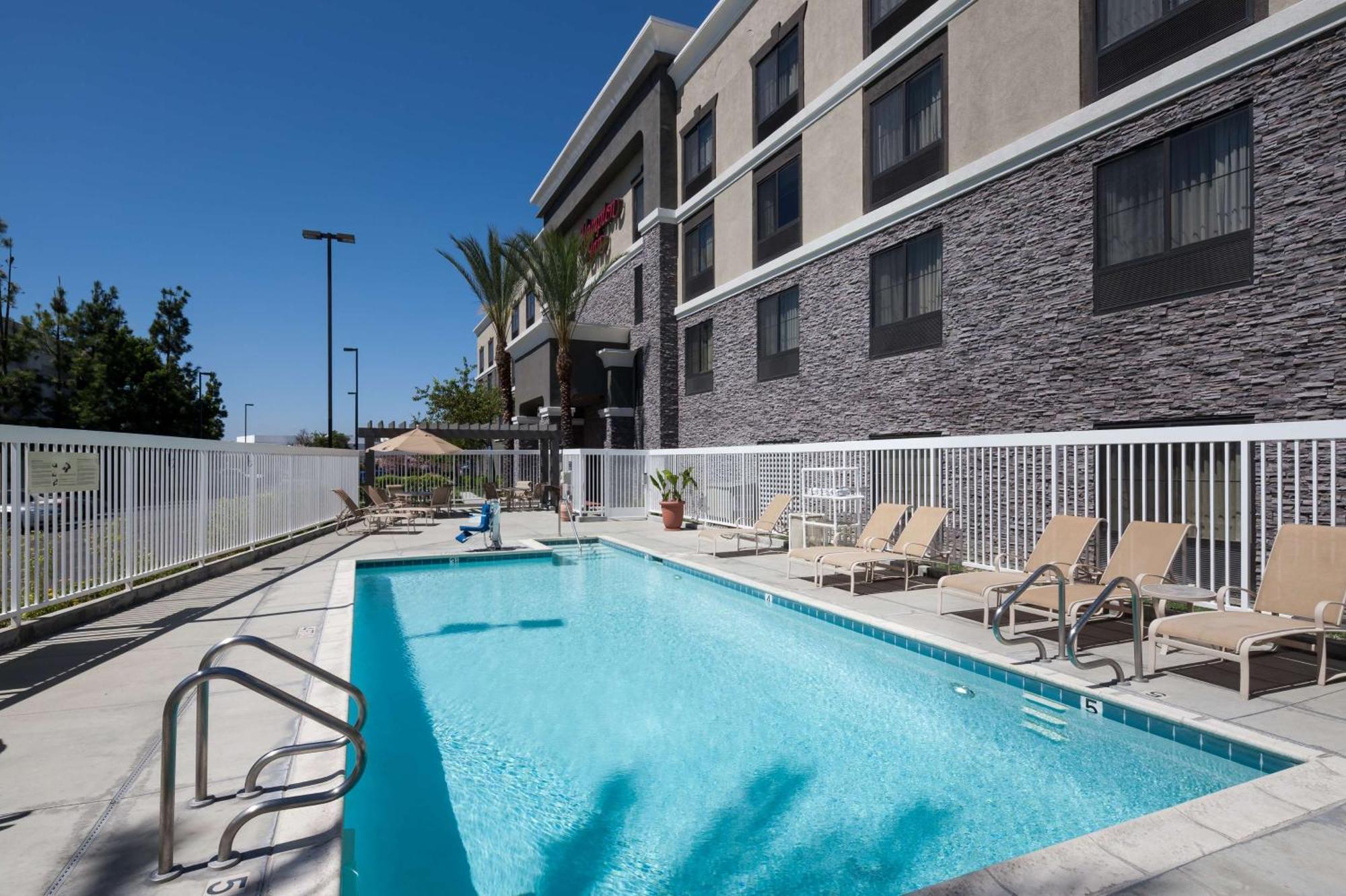 Hampton Inn Los Angeles Orange County Cypress Esterno foto